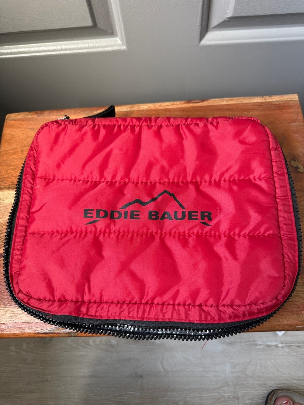 Eddie Bauer Red Quilted Insulatrd Bag with Logo